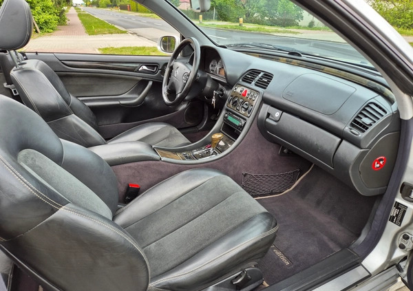 Mercedes-Benz CLK cena 21900 przebieg: 215283, rok produkcji 2002 z Końskie małe 254